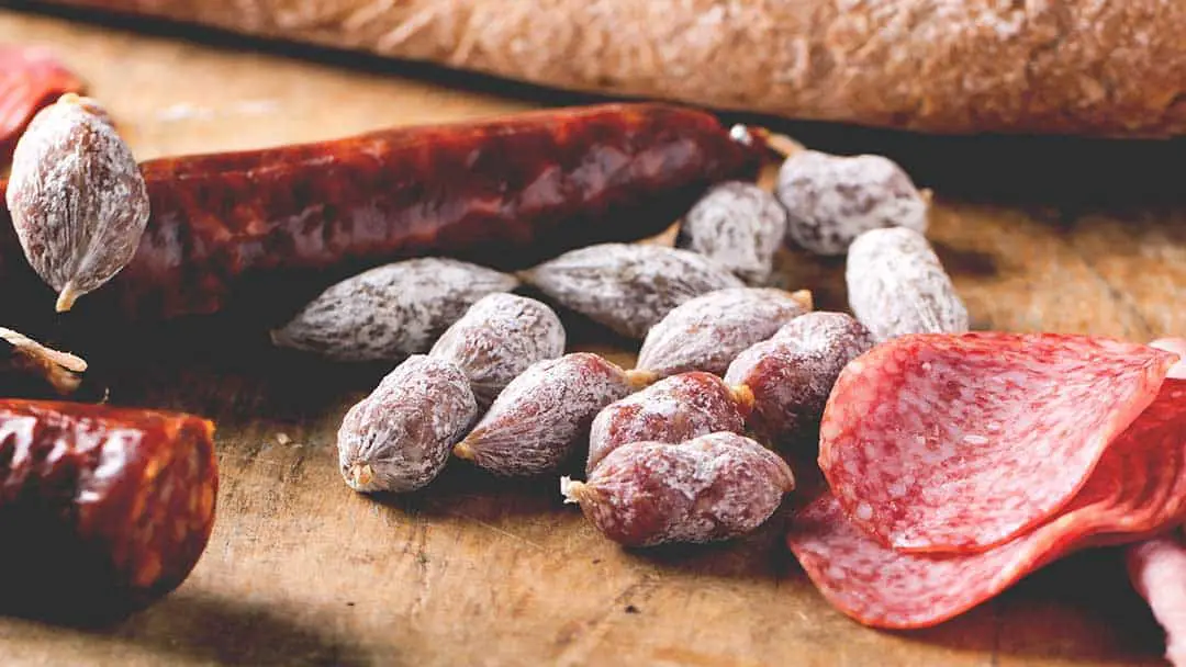 16 Perfect Snacks for People on a Carnivore Diet & Meat Lovers